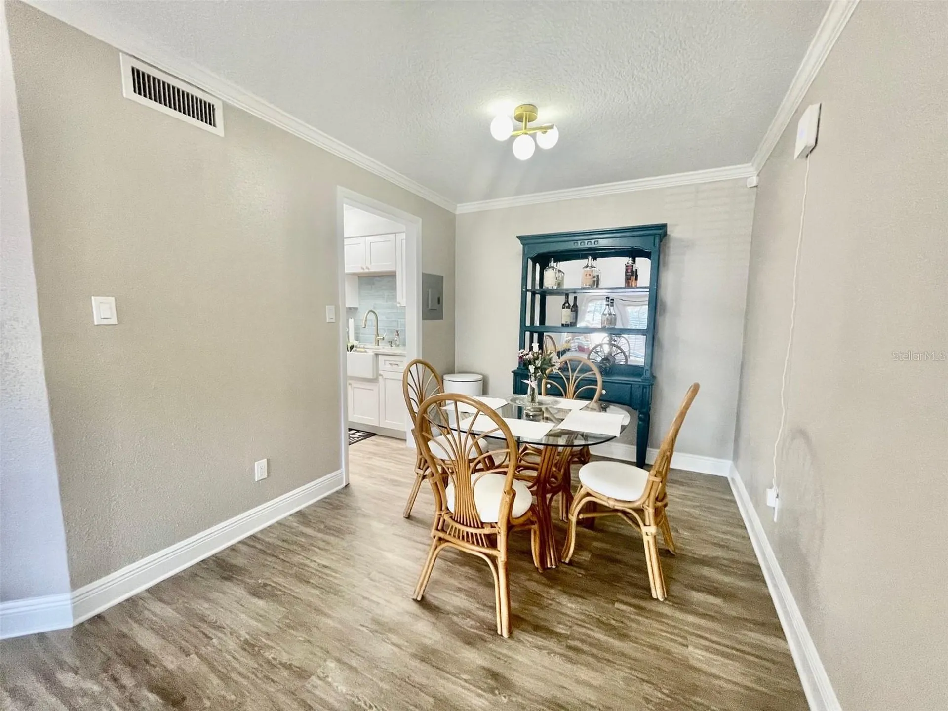 305 Wymore Road Altamonte Springs FL 32714