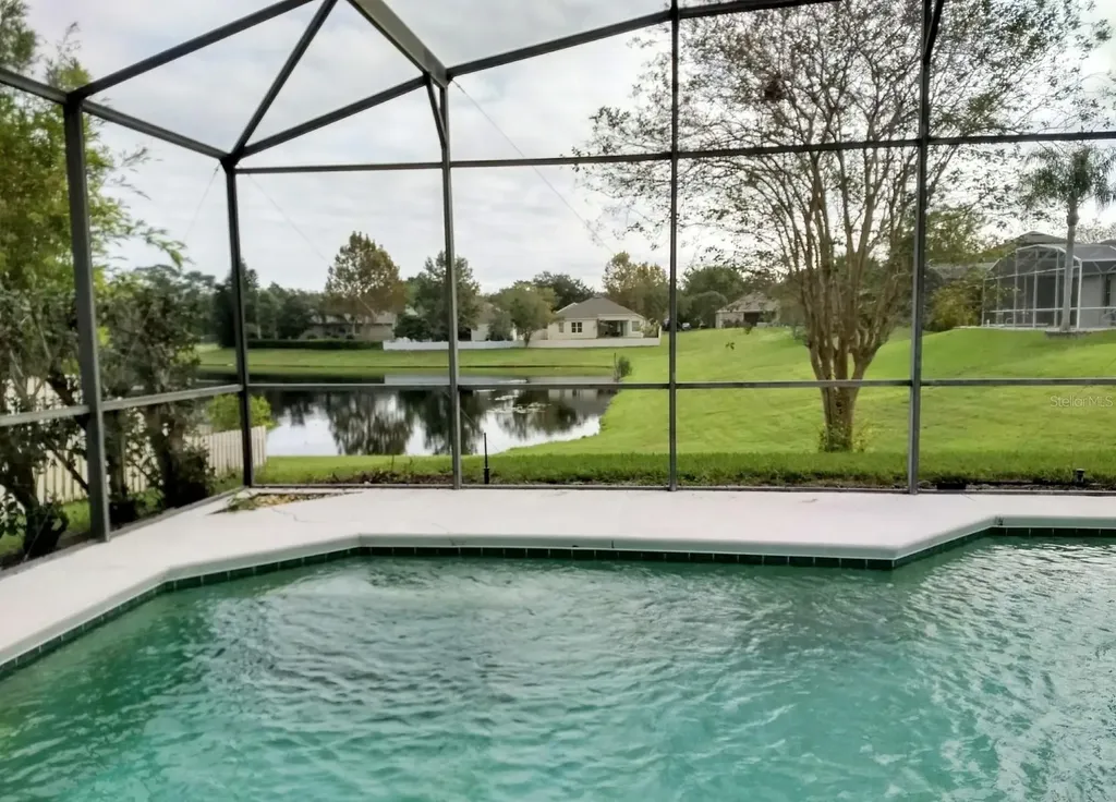 5373 Red Leaf Court Oviedo FL 32765