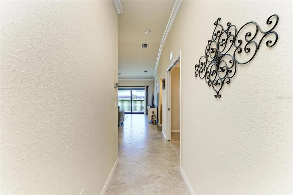 5558 Palmer Circle Lakewood Ranch FL 34211