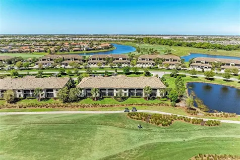 5558 Palmer Circle Lakewood Ranch FL 34211