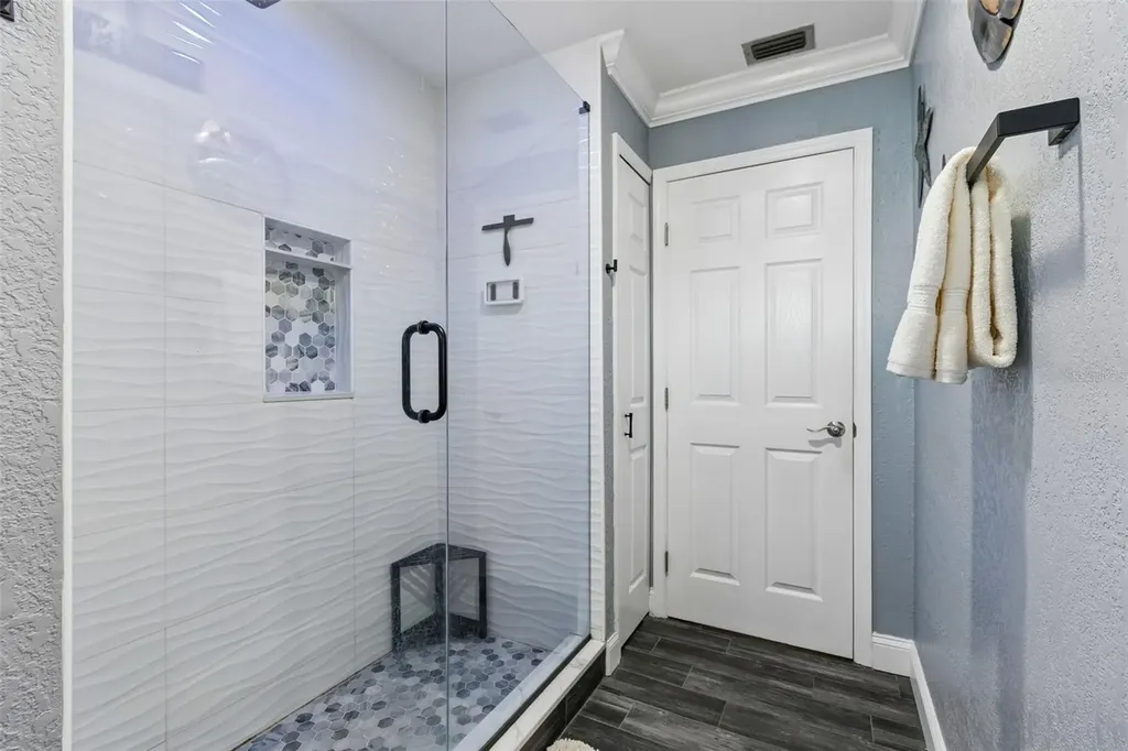 10127 Paradise Boulevard Treasure Island FL 33706