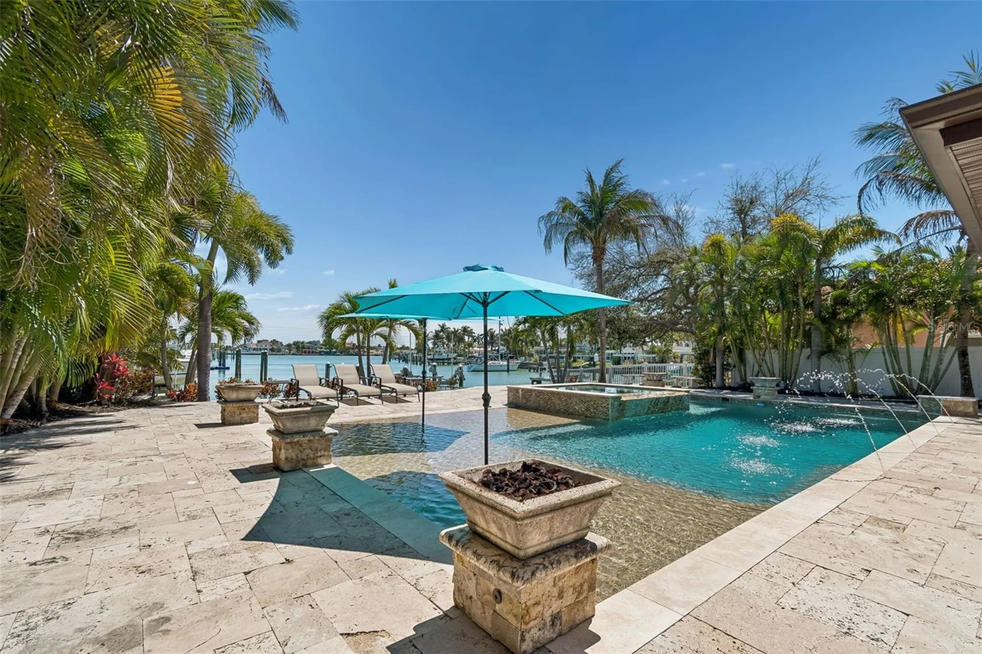 10127 Paradise Boulevard Treasure Island FL 33706