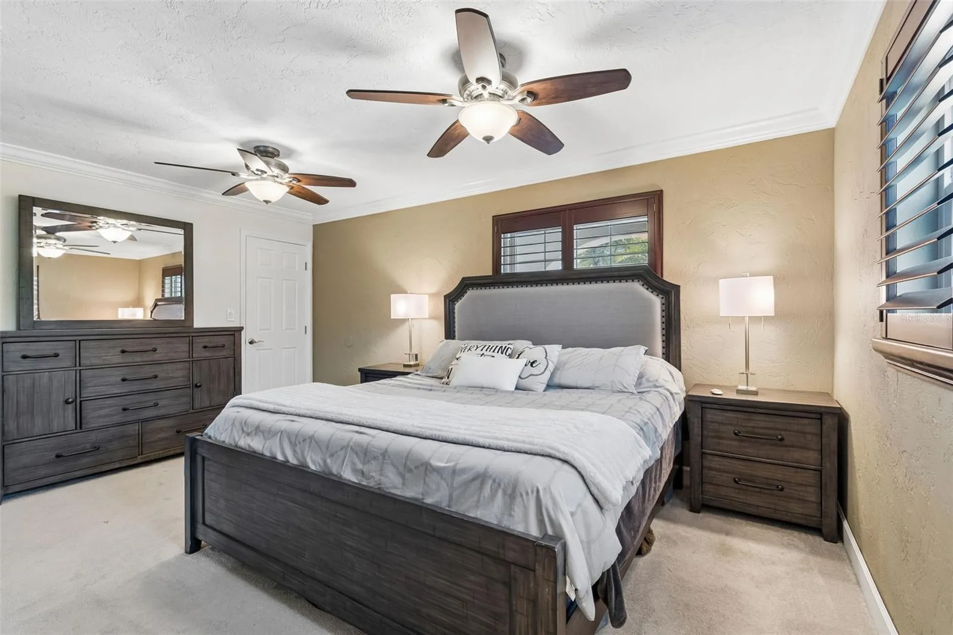 10127 Paradise Boulevard Treasure Island FL 33706