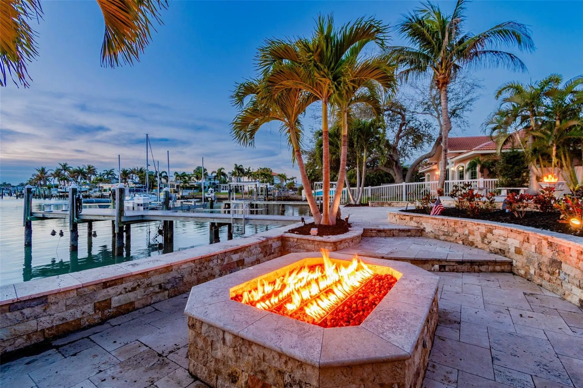 10127 Paradise Boulevard Treasure Island FL 33706