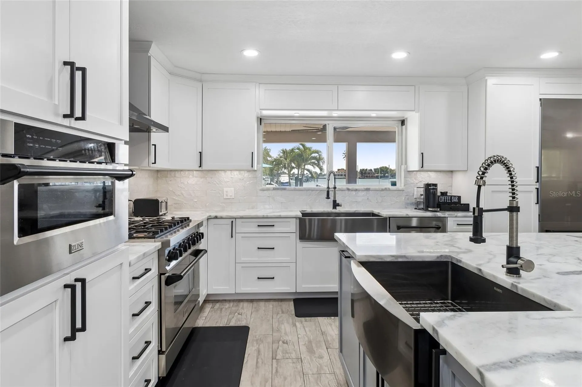 10127 Paradise Boulevard Treasure Island FL 33706