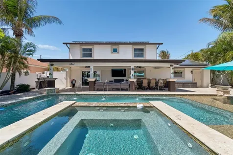 10127 Paradise Boulevard Treasure Island FL 33706