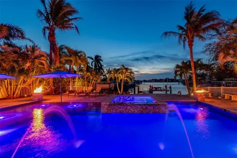 10127 Paradise Boulevard Treasure Island FL 33706