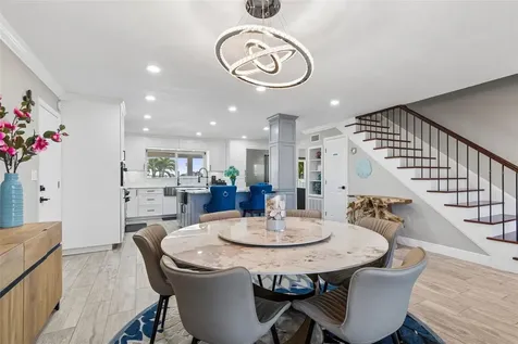 10127 Paradise Boulevard Treasure Island FL 33706