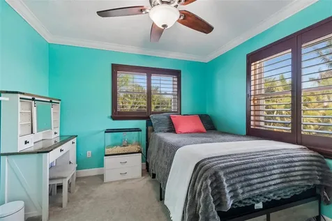 10127 Paradise Boulevard Treasure Island FL 33706