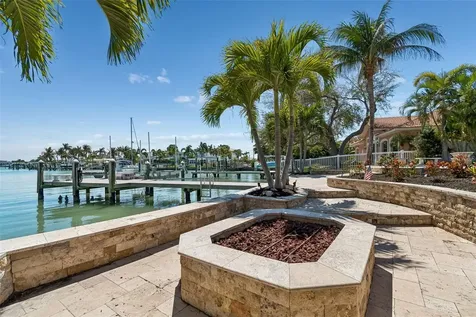 10127 Paradise Boulevard Treasure Island FL 33706
