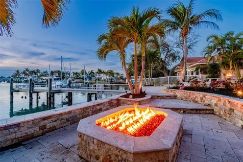 10127 Paradise Boulevard Treasure Island FL 33706