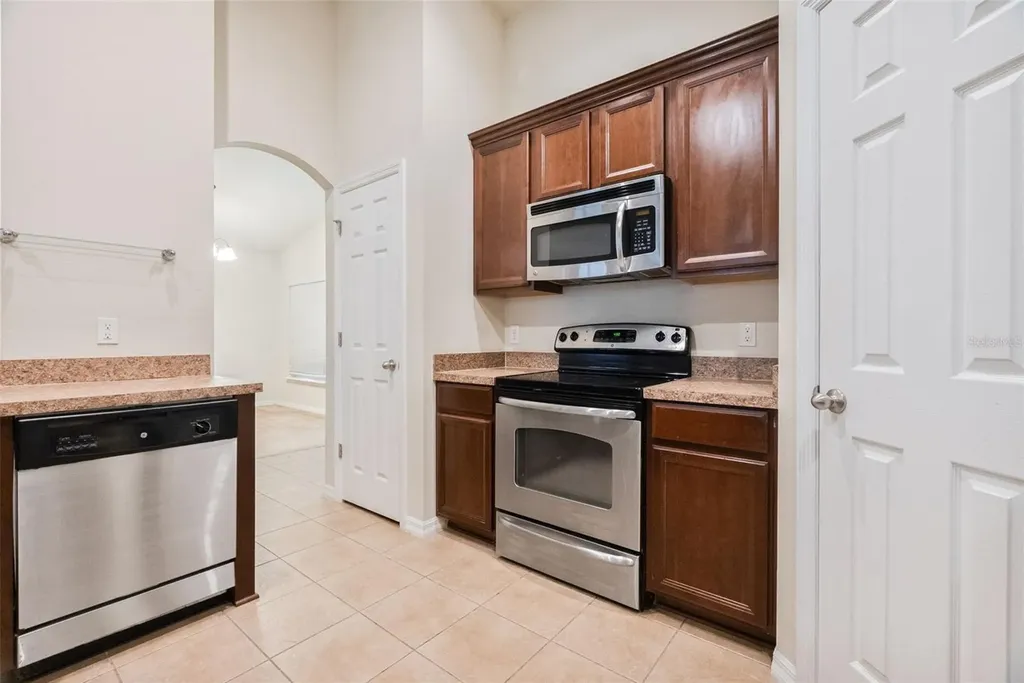 677 Seneca Trail St Cloud FL 34772