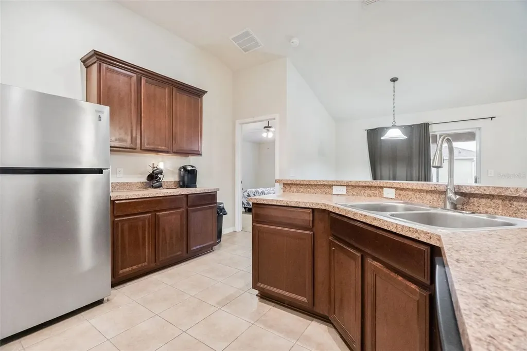 677 Seneca Trail St Cloud FL 34772