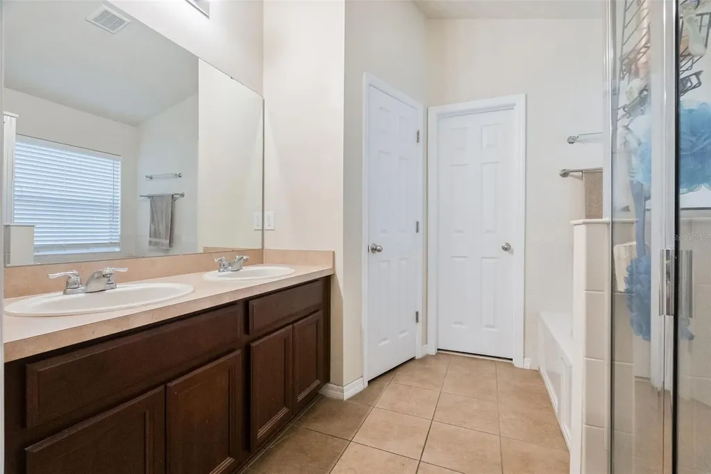 677 Seneca Trail St Cloud FL 34772