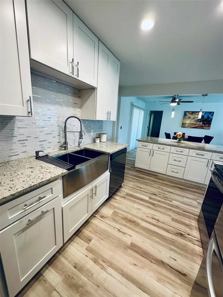 1045 Cumberland Road Venice FL 34293