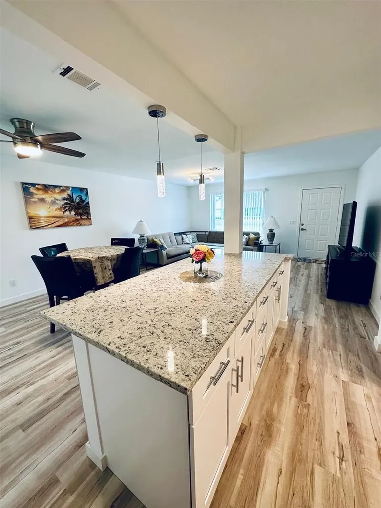 1045 Cumberland Road Venice FL 34293