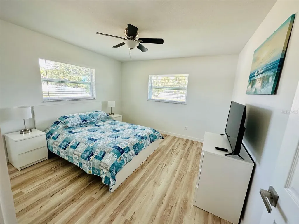 1045 Cumberland Road Venice FL 34293