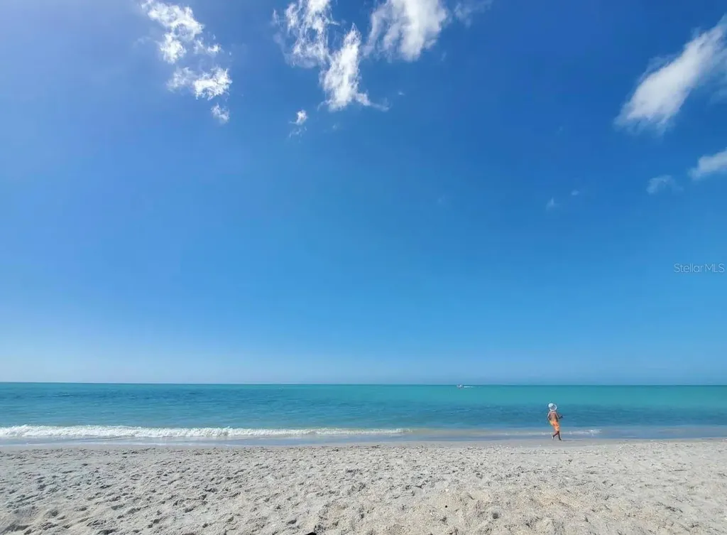 1045 Cumberland Road Venice FL 34293