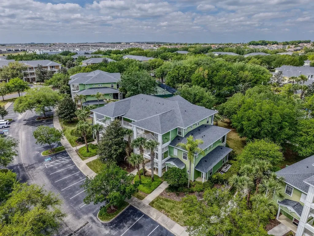 806 Gran Bahama Boulevard Davenport FL 33897