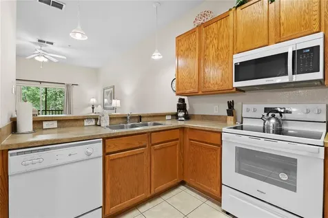 806 Gran Bahama Boulevard Davenport FL 33897
