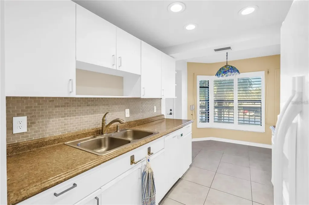 1320 Pasadena Avenue S South Pasadena FL 33707