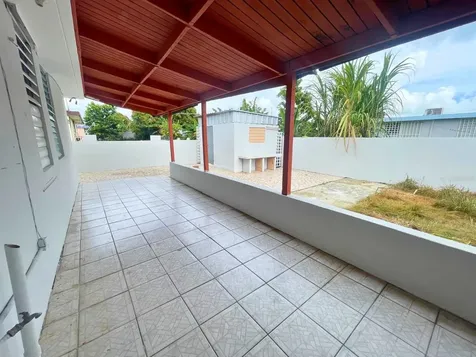 Calle 33 Extension Verde Mar Humacao PR 00791