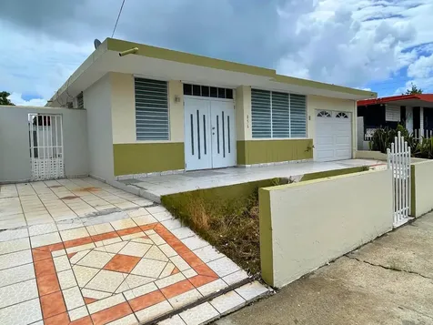 Calle 33 Extension Verde Mar Humacao PR 00791