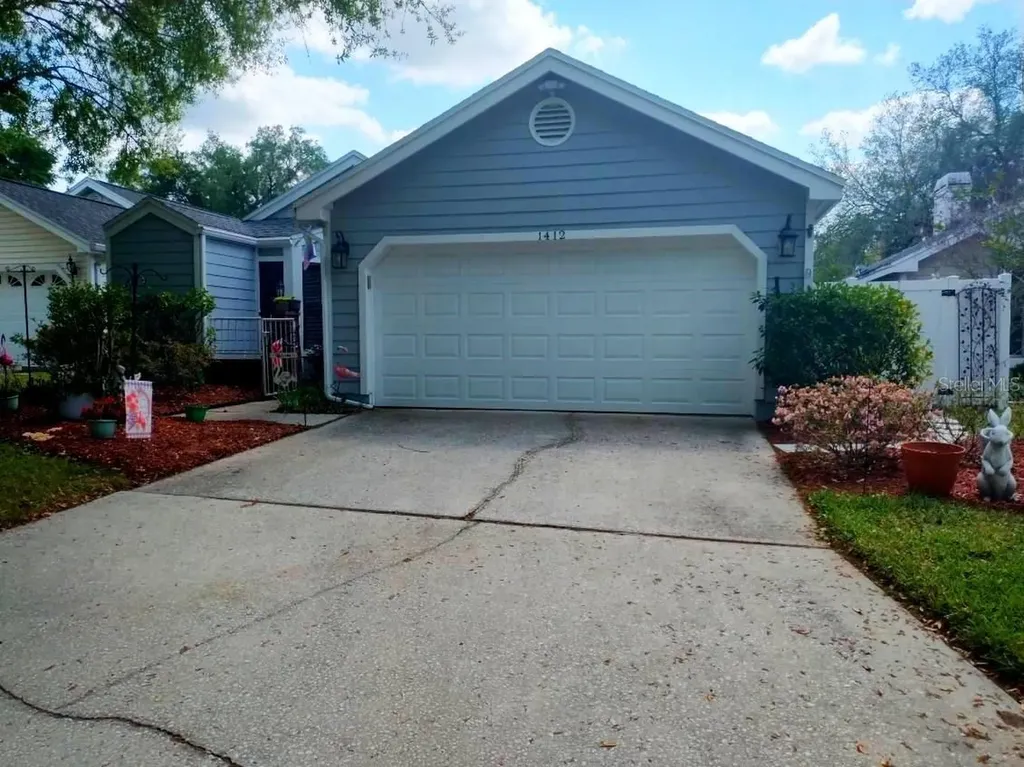 1412 Walden Oaks Place Plant City FL 33563
