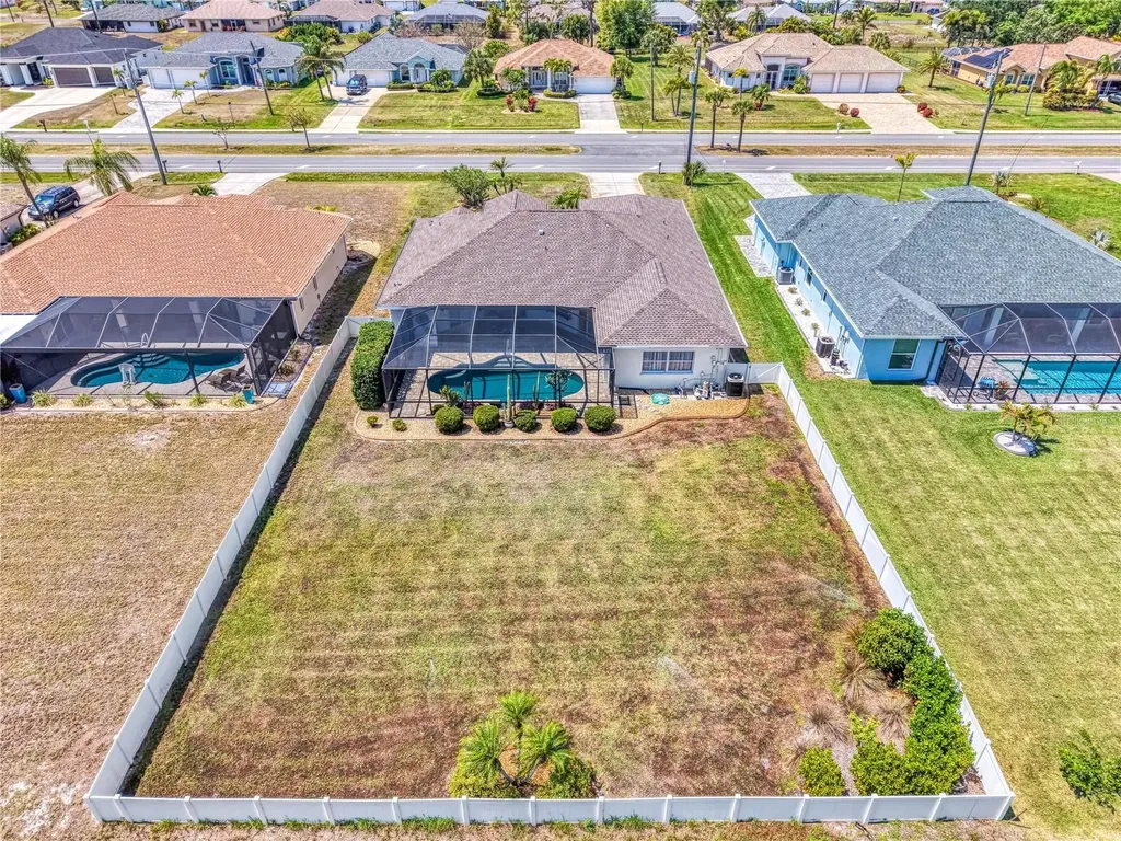 202 Rotonda Boulevard N Rotonda West FL 33947