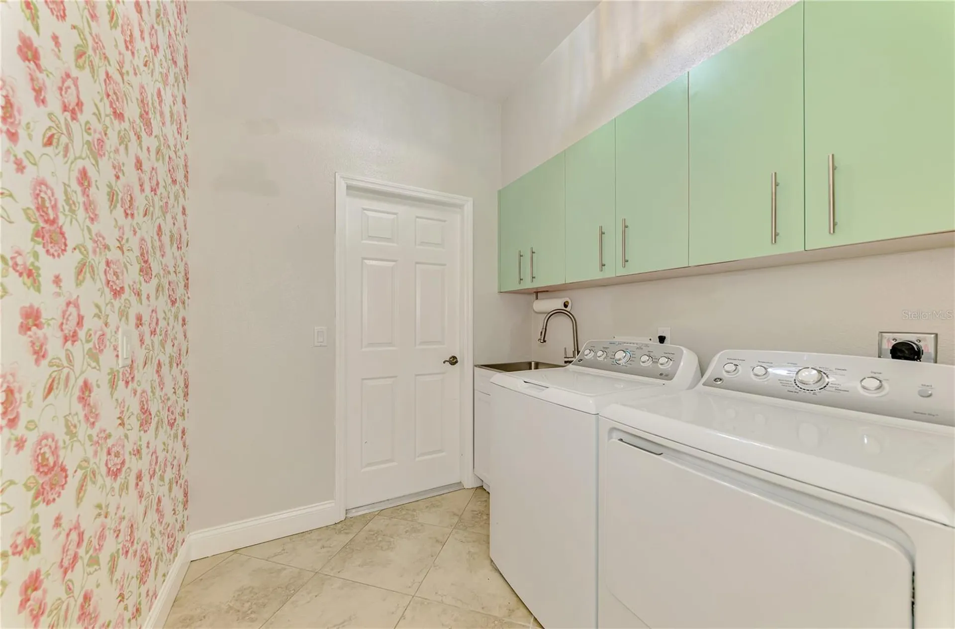 202 Rotonda Boulevard N Rotonda West FL 33947