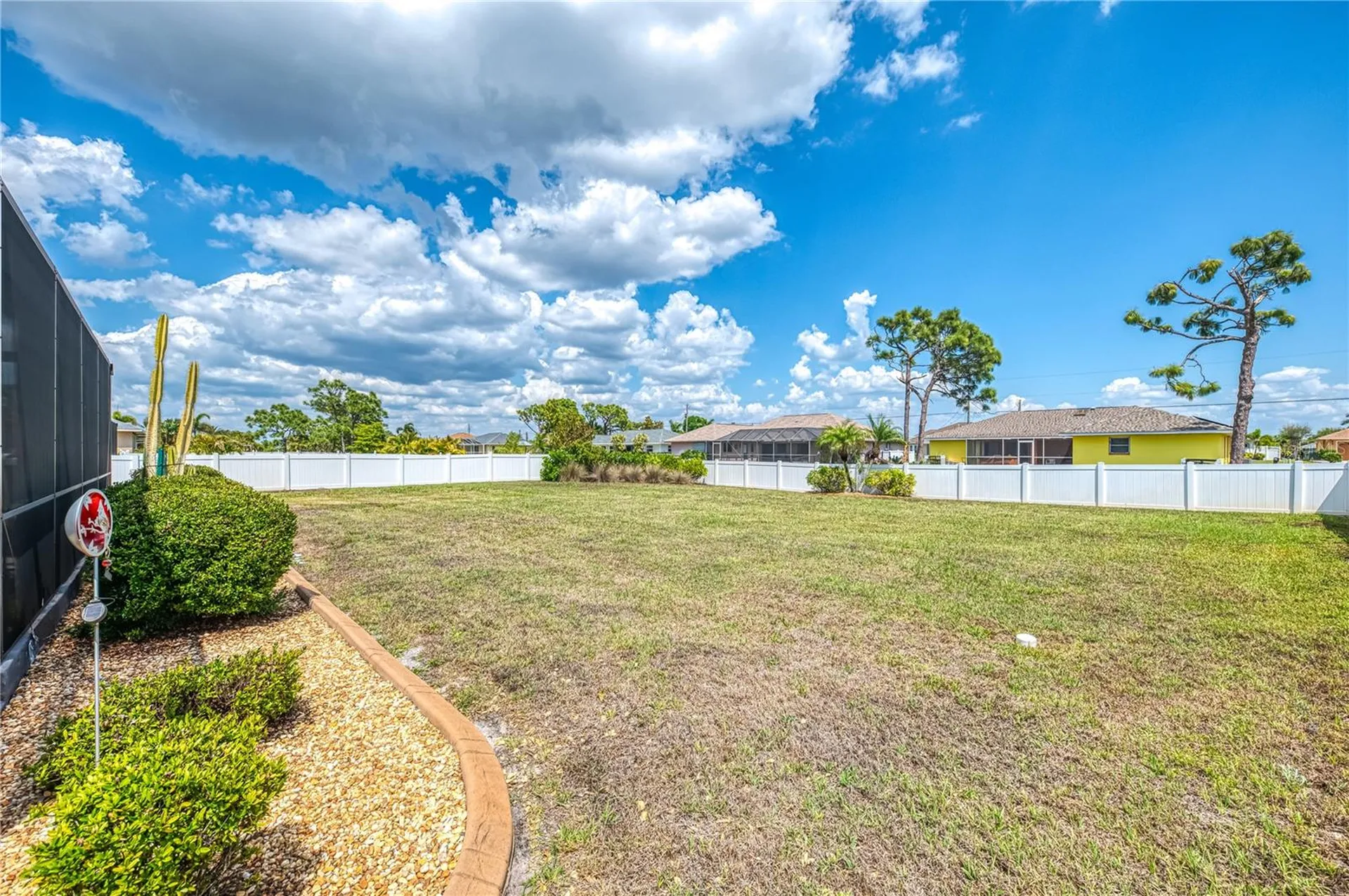 202 Rotonda Boulevard N Rotonda West FL 33947