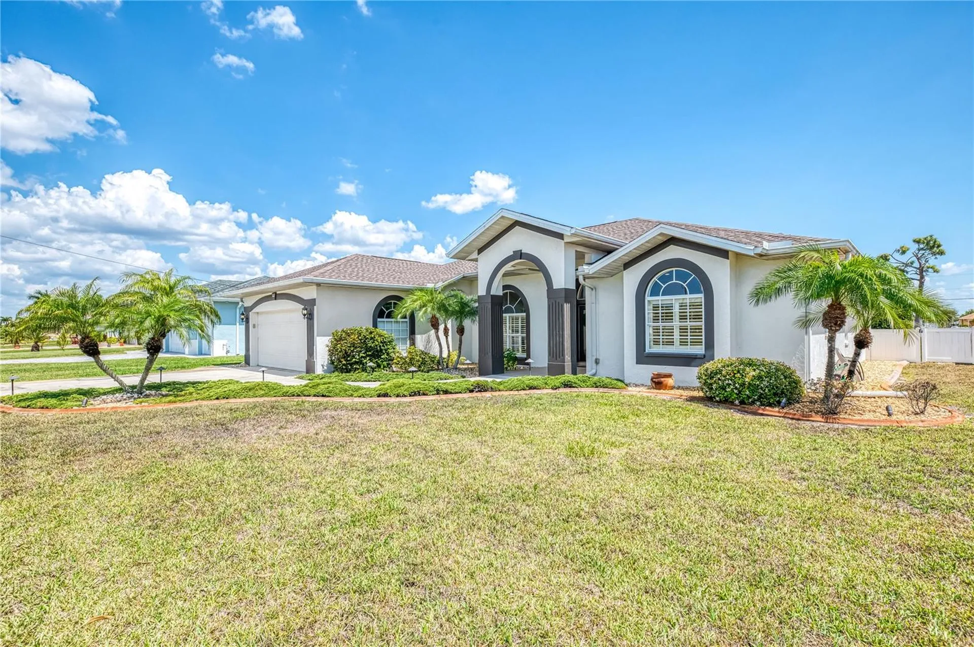202 Rotonda Boulevard N Rotonda West FL 33947
