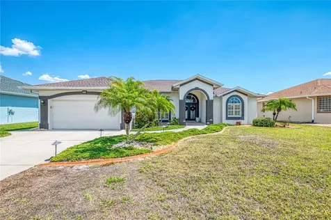 202 Rotonda Boulevard N Rotonda West FL 33947