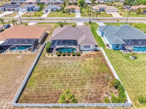 202 Rotonda Boulevard N Rotonda West FL 33947