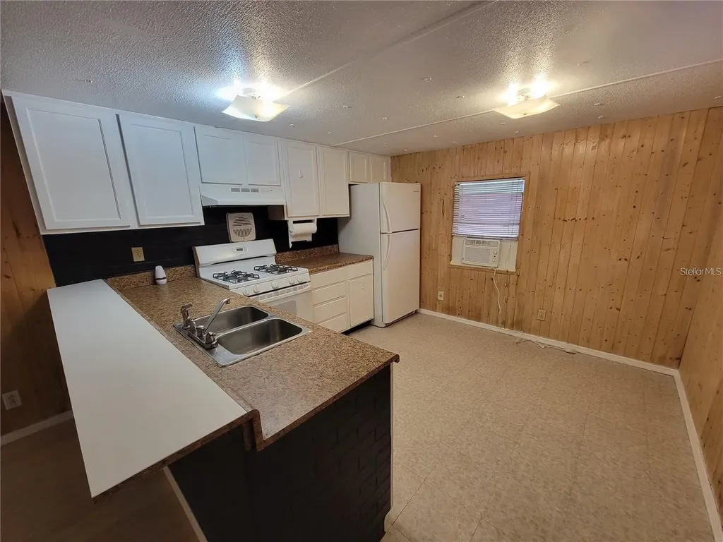8957 SE 144th Street Summerfield FL 34491