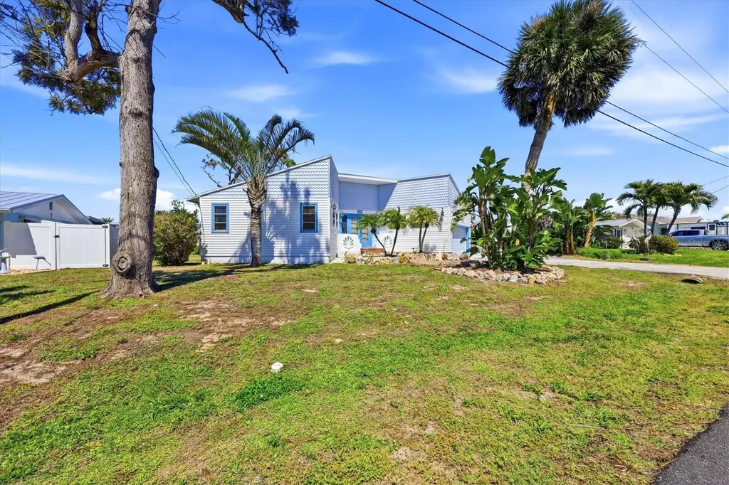 1052 Kant Street Englewood FL 34224
