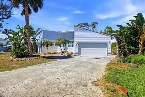 1052 Kant Street Englewood FL 34224