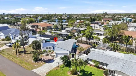 1052 Kant Street Englewood FL 34224