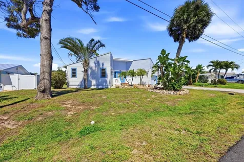 1052 Kant Street Englewood FL 34224