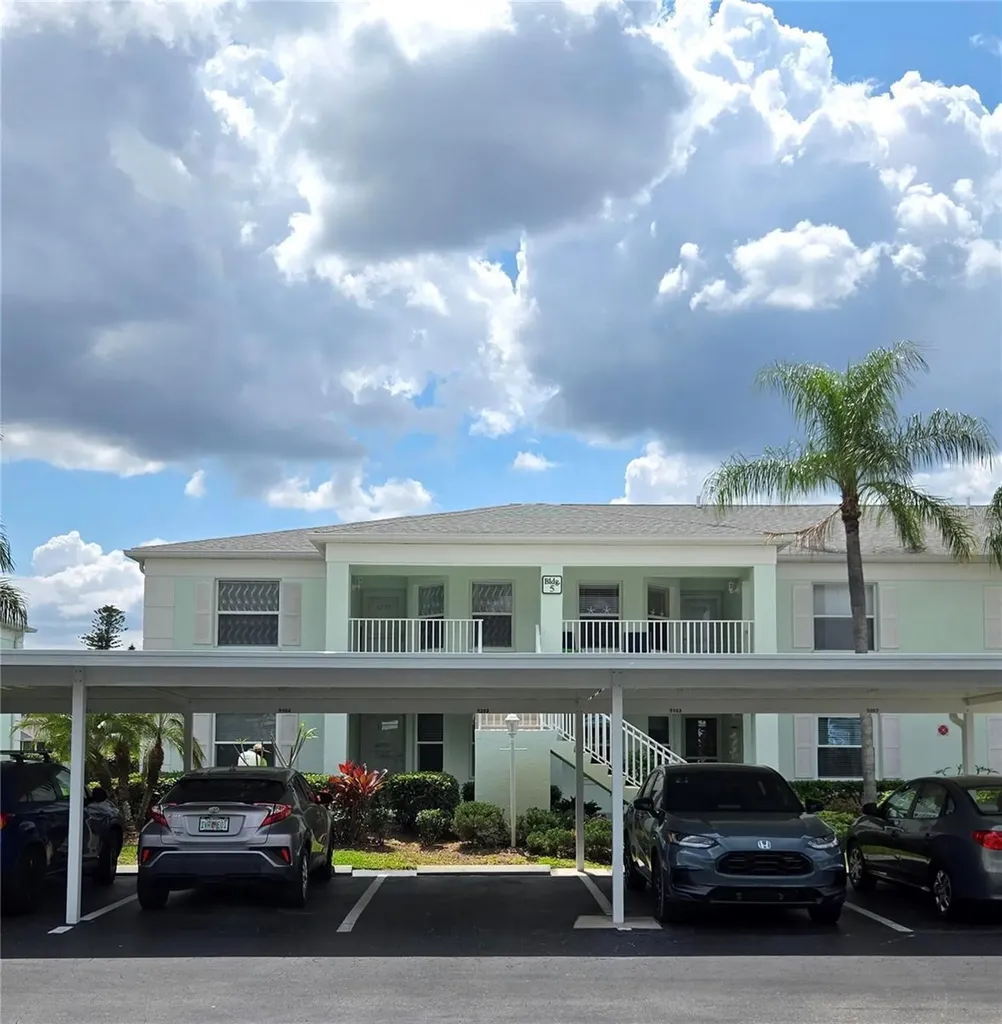 5725 Greenwood Avenue North Port FL 34287
