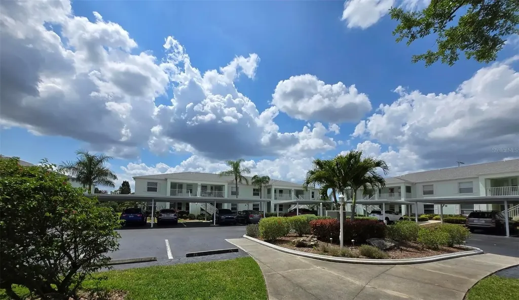 5725 Greenwood Avenue North Port FL 34287