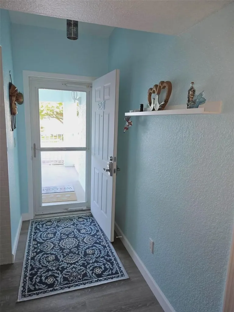 5725 Greenwood Avenue North Port FL 34287