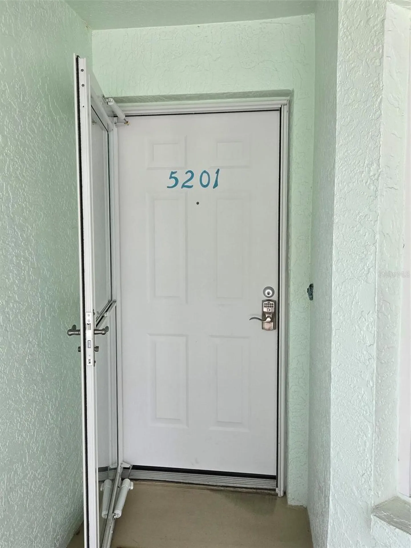 5725 Greenwood Avenue North Port FL 34287