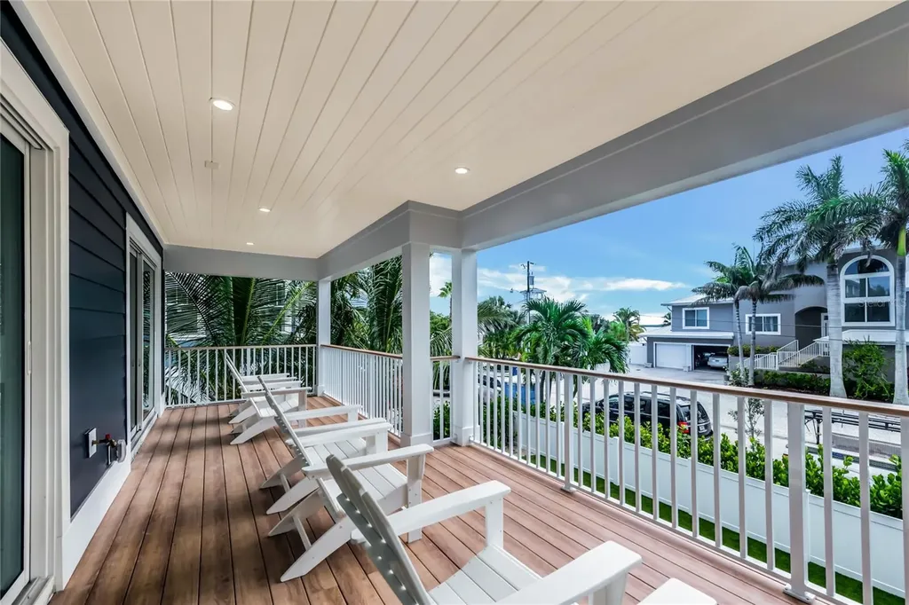 2208 Avenue A Bradenton Beach FL 34217