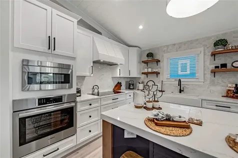 2208 Avenue A Bradenton Beach FL 34217