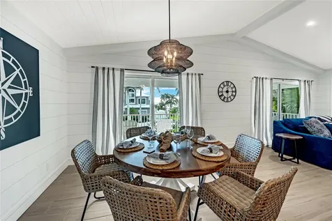 2208 Avenue A Bradenton Beach FL 34217