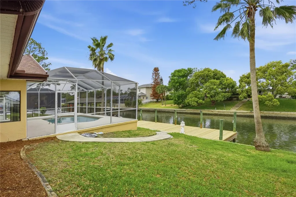 15 Cedarfield Court Palm Coast FL 32137