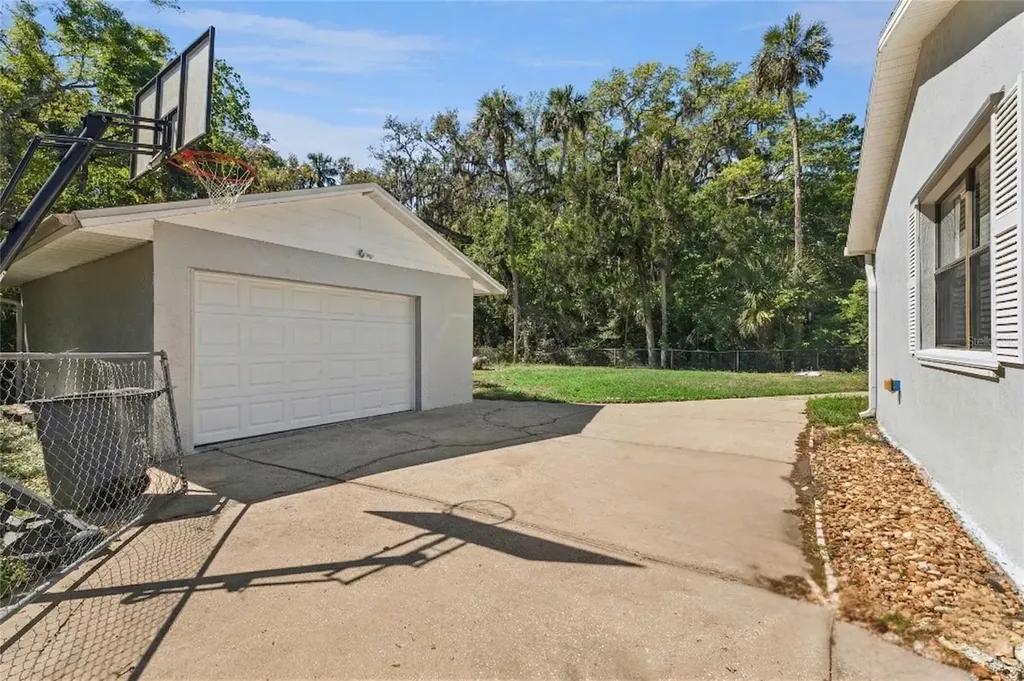 2072 Burma Road New Smyrna Beach FL 32168