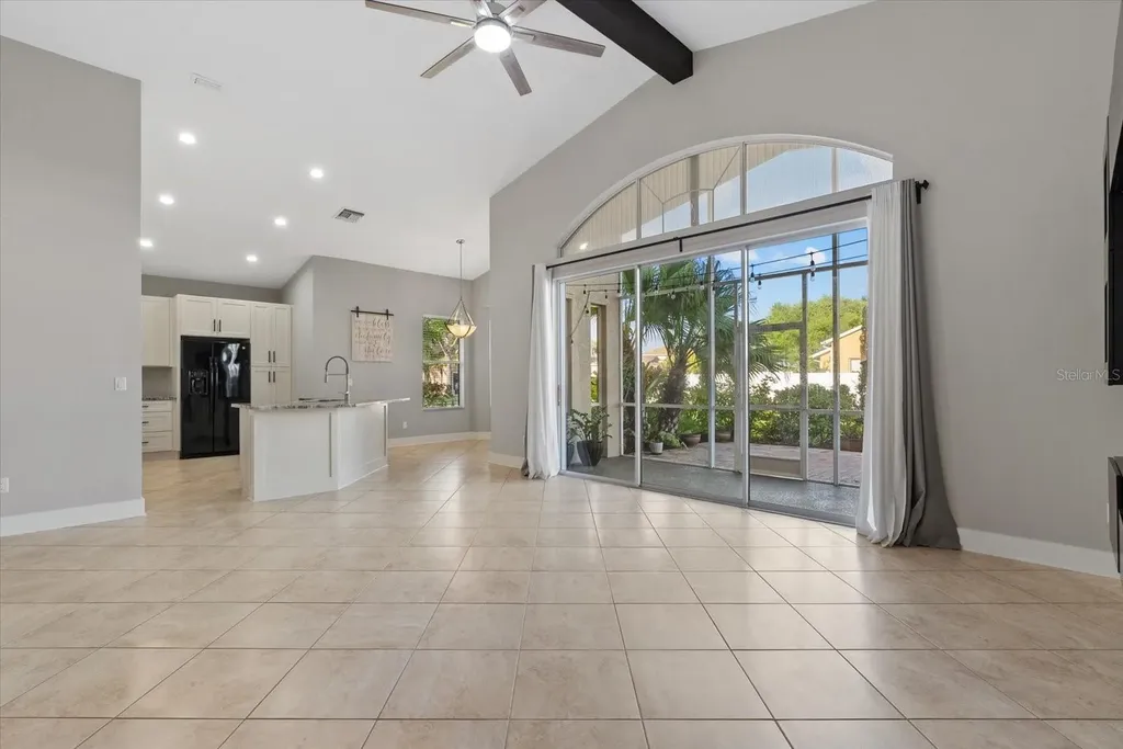 6634 38th Street E Sarasota FL 34243