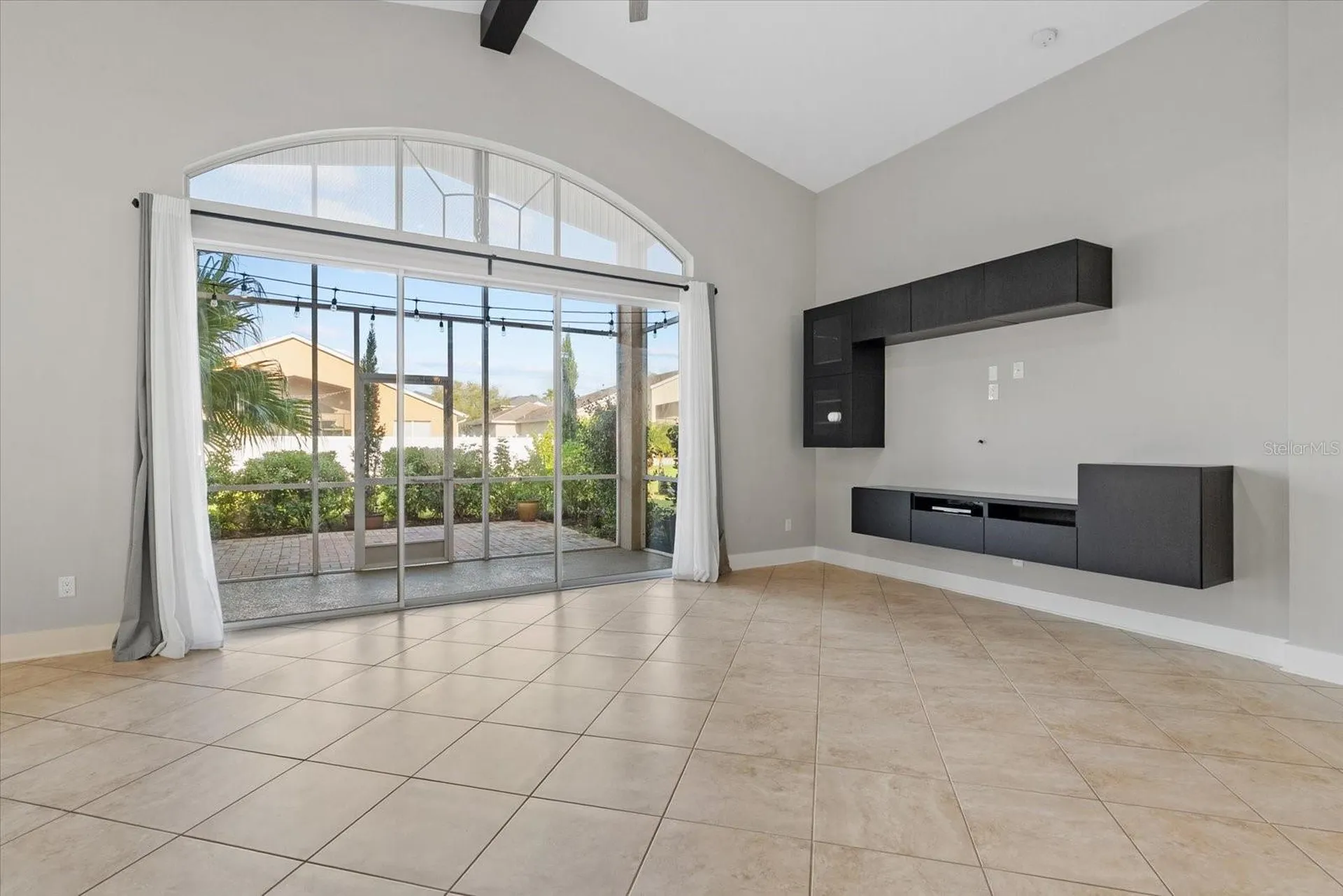 6634 38th Street E Sarasota FL 34243